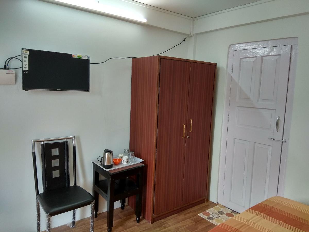 Latei Ville Inn Шилонг Екстериор снимка